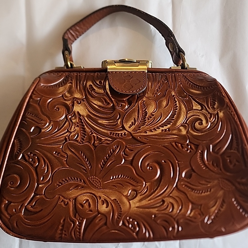 Patricia Nash Tooled Leather Satchel in Warm Brown with Gold Hardware. Dustbag. - Picture 3 of 7